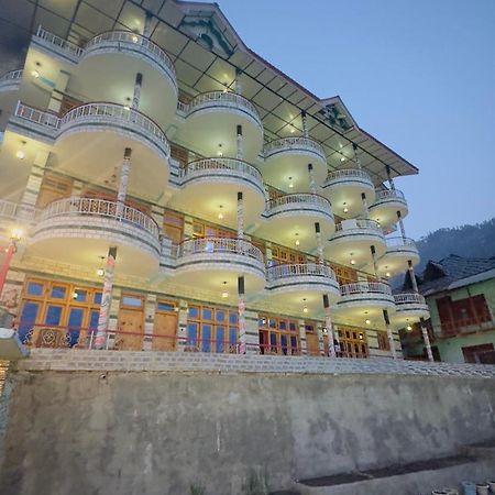 Hotel Eyesky, Tosh Exterior foto
